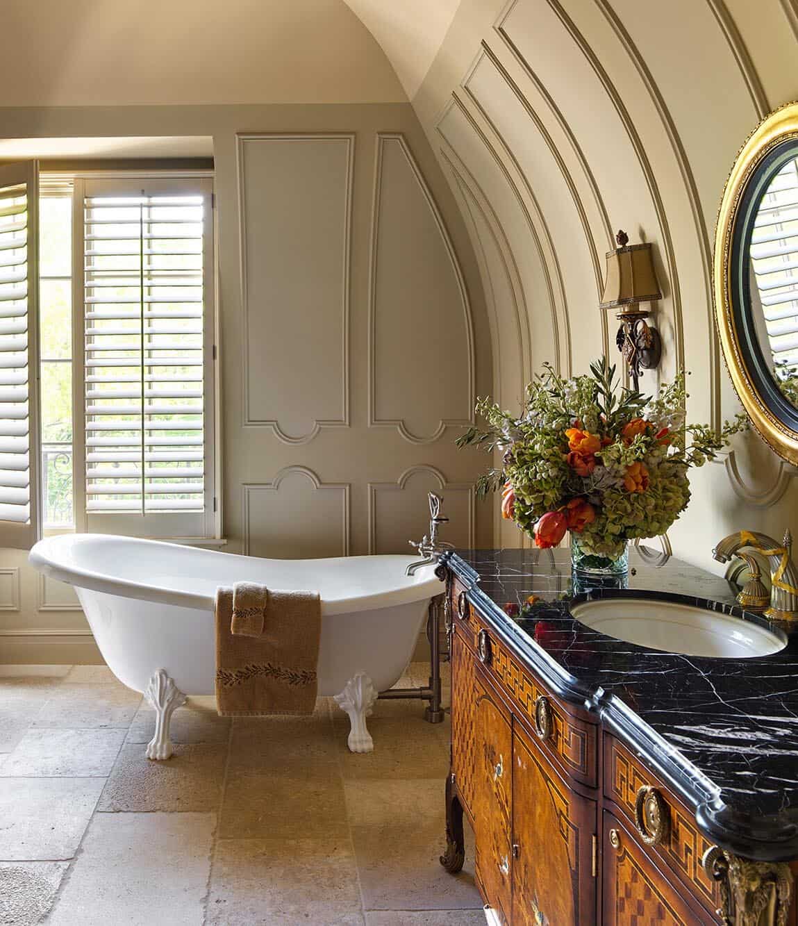 victorian-bathroom