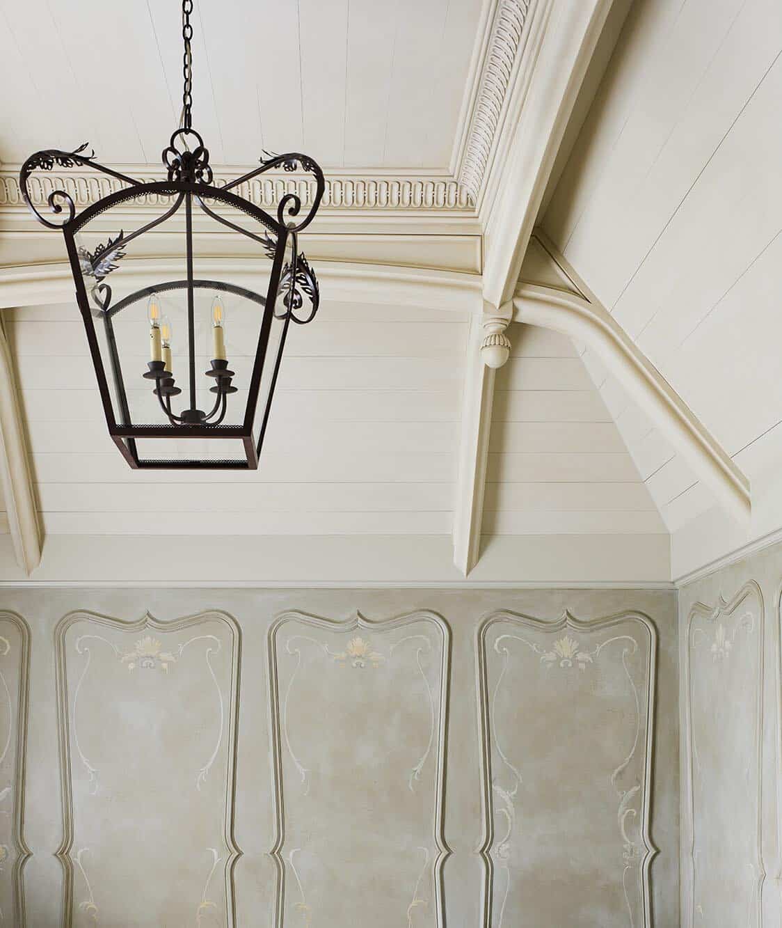 victorian-ceiling-detail