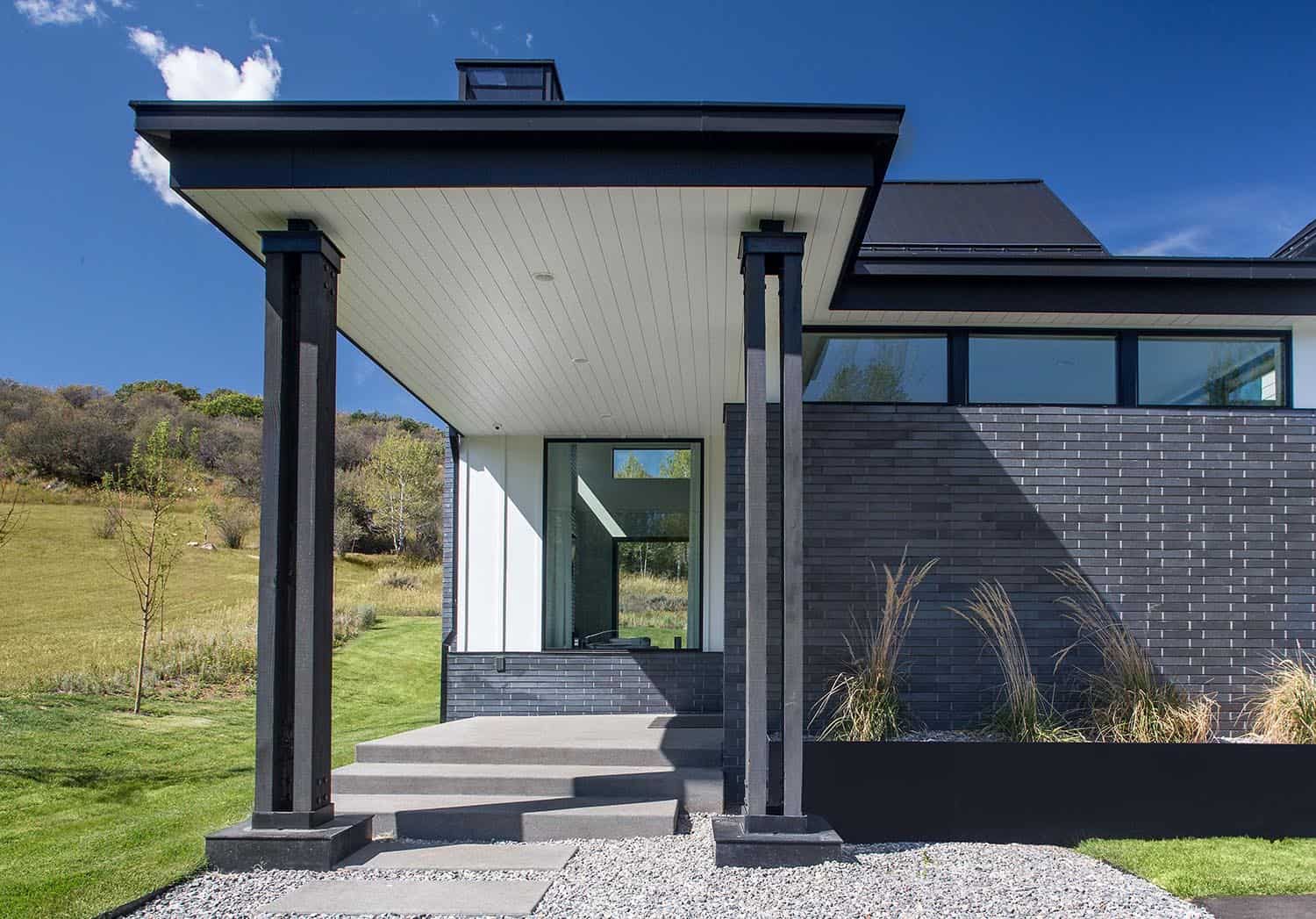 contemporary-home-entry