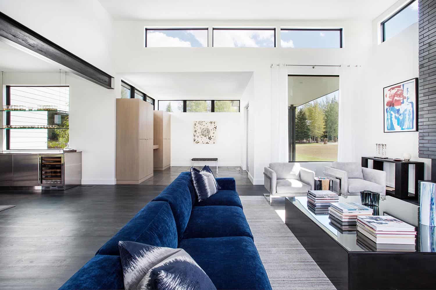 contemporary-living-room