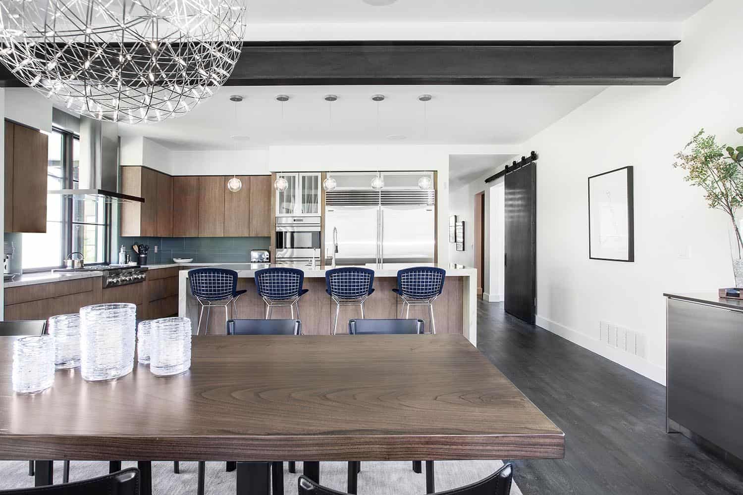 contemporary-dining-room