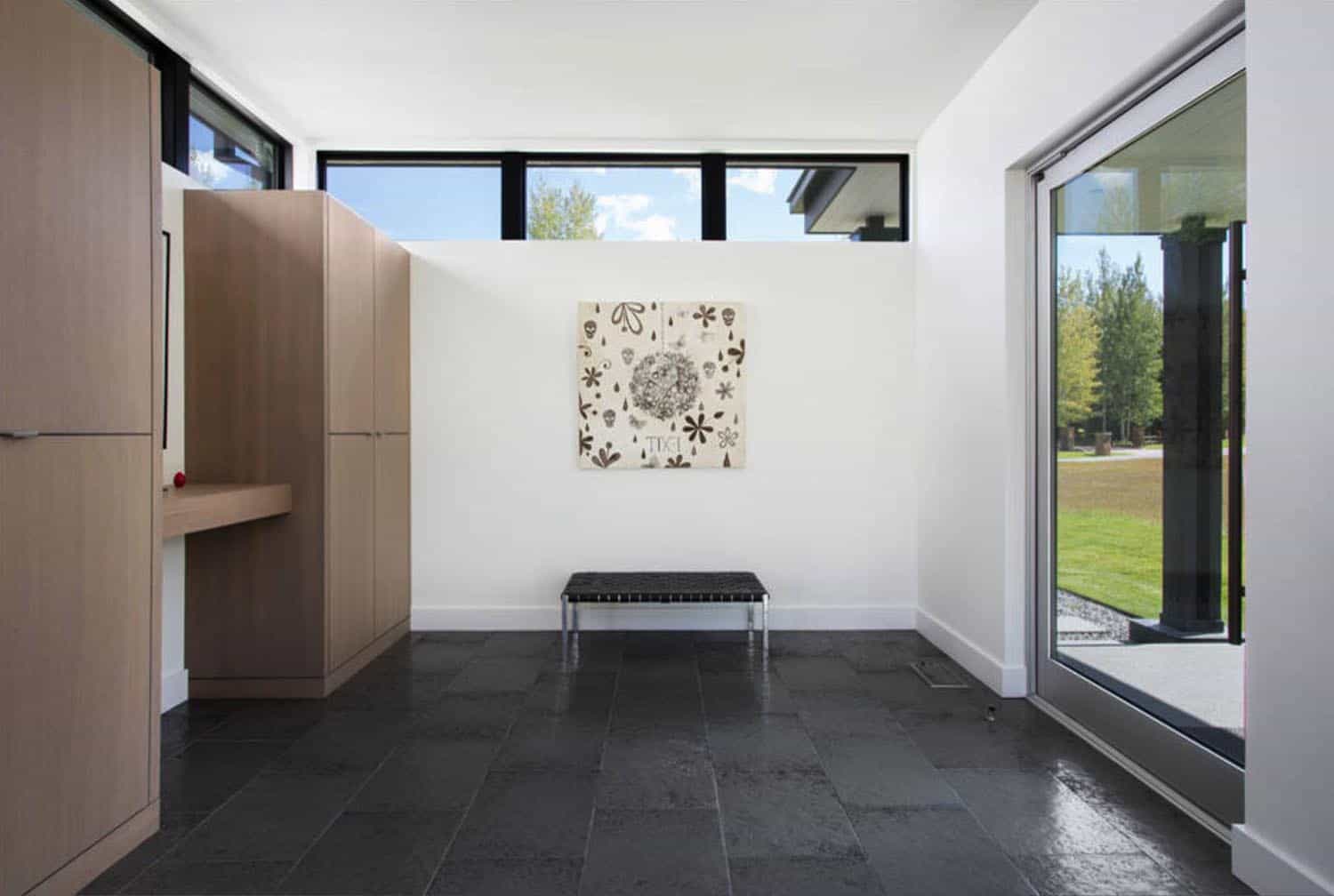 contemporary-entry
