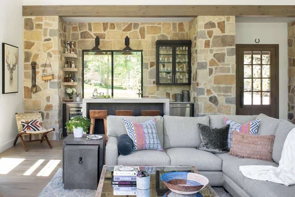 farmhouse-living-room