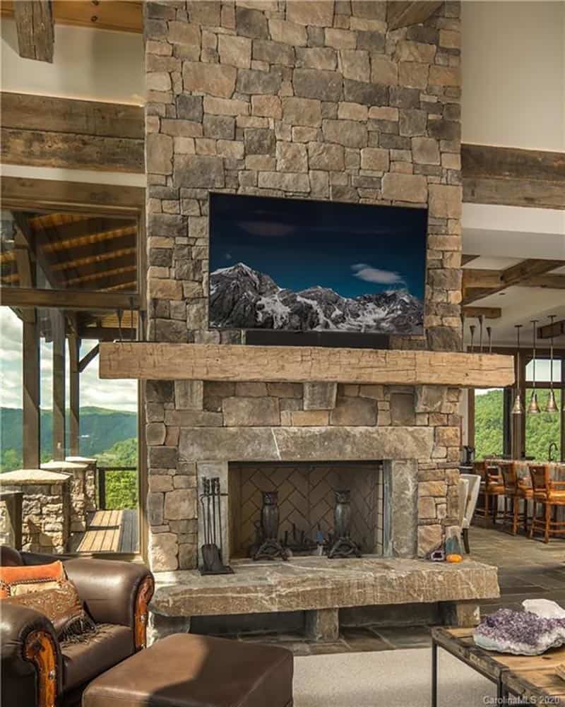 mountain-modern-living-room