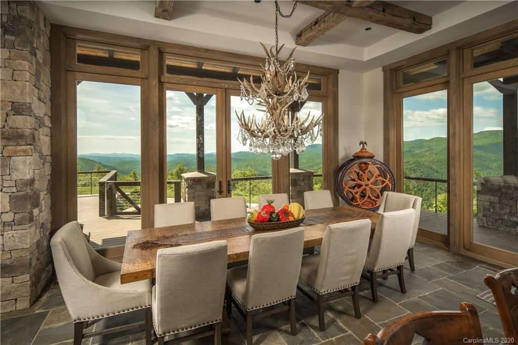 mountain-modern-dining-room