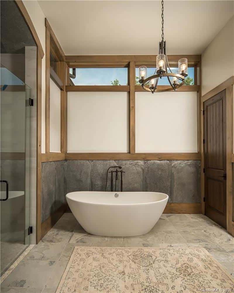 mountain-modern-bathroom