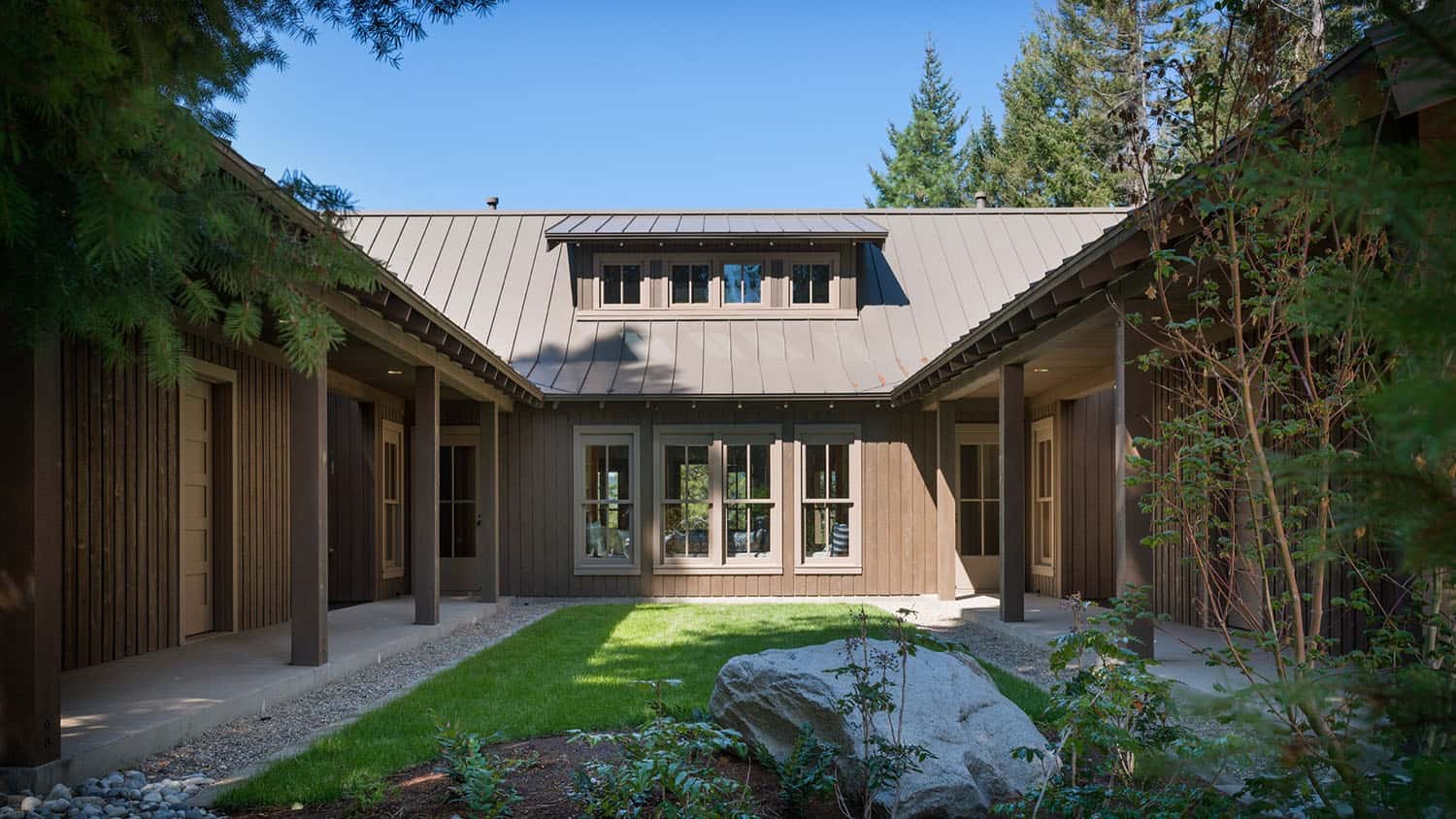 contemporary-home-exterior