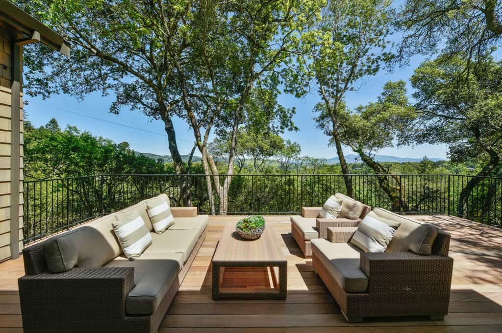 20+ Incredible Deck Design Ideas Boasting Breathtaking Views