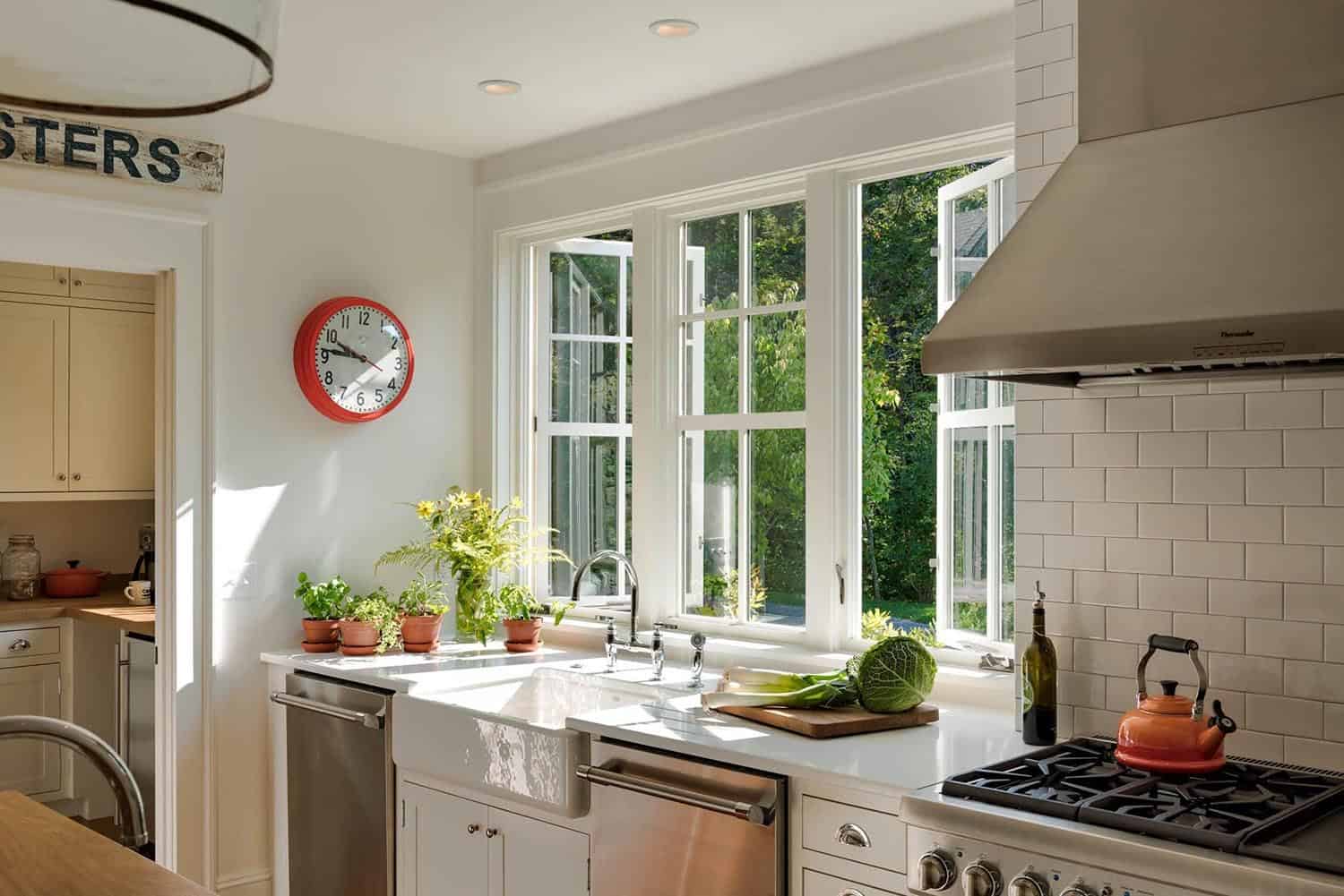 beach-style-kitchen