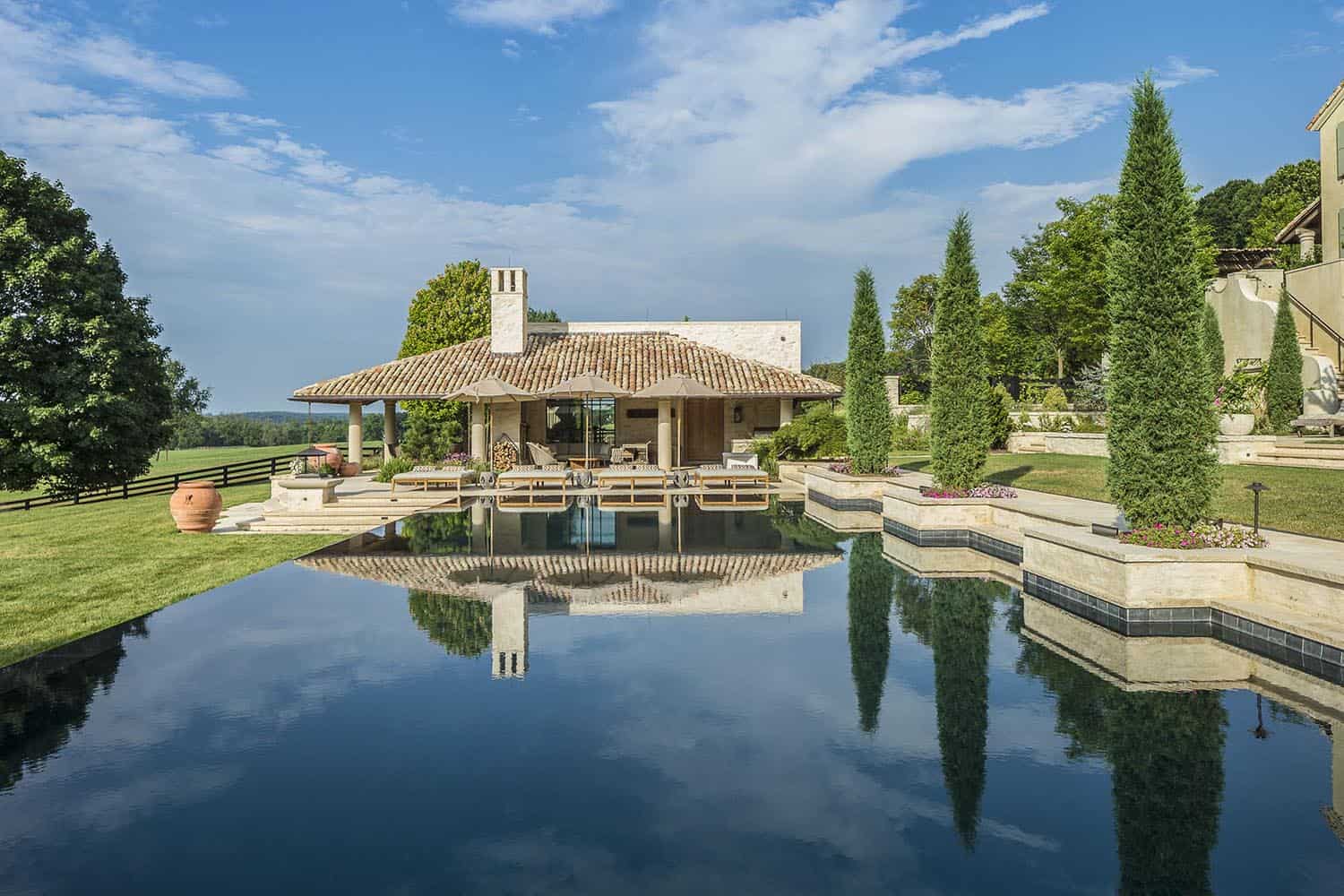 farmhouse-modern-pool