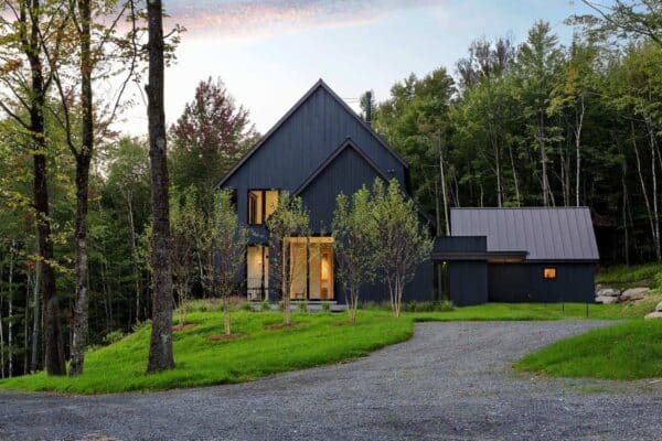 featured posts image for Elegant farmhouse surrounded by a beautiful woodsy property in Vermont