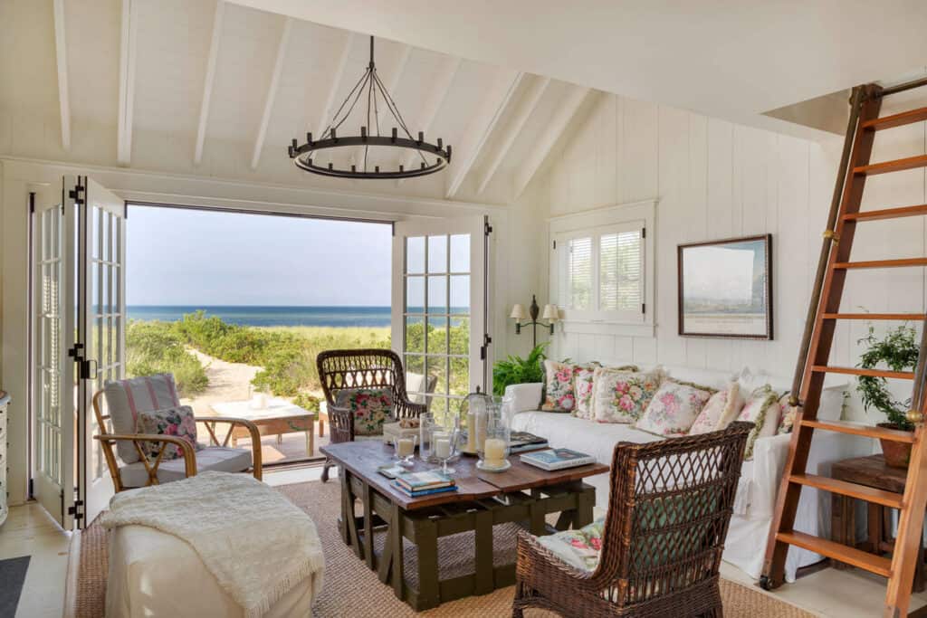 Contemporary beach shack provides a cozy getaway in Martha's Vineyard