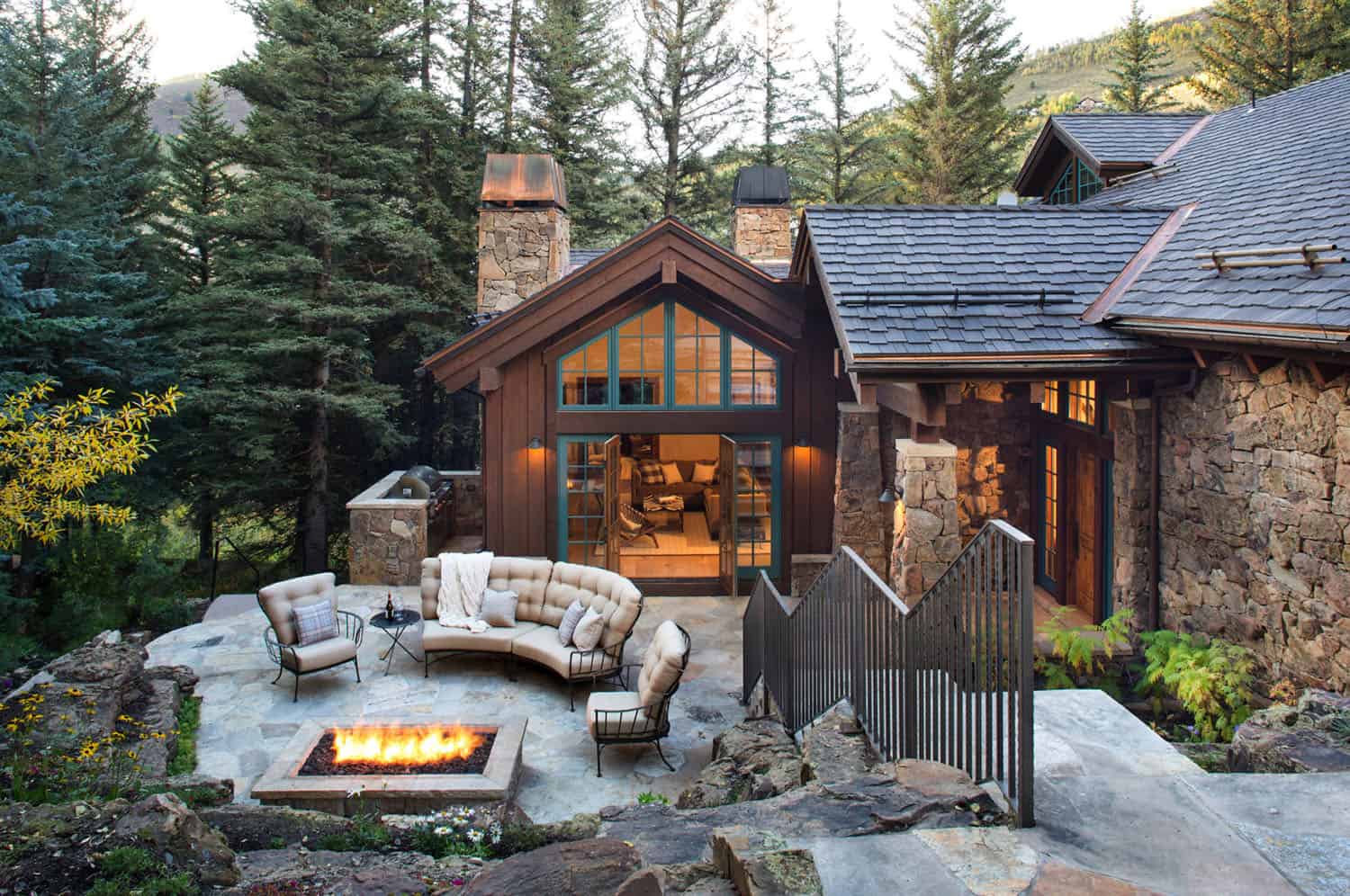 rustic-mountain-home-exterior