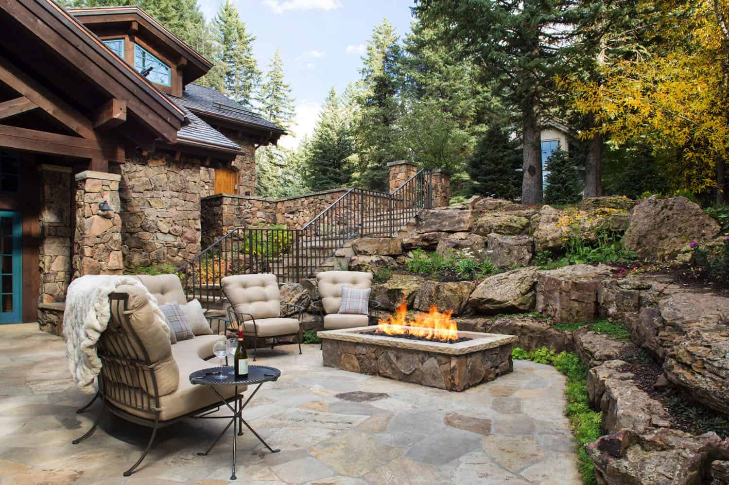 rustic-mountain-home-exterior