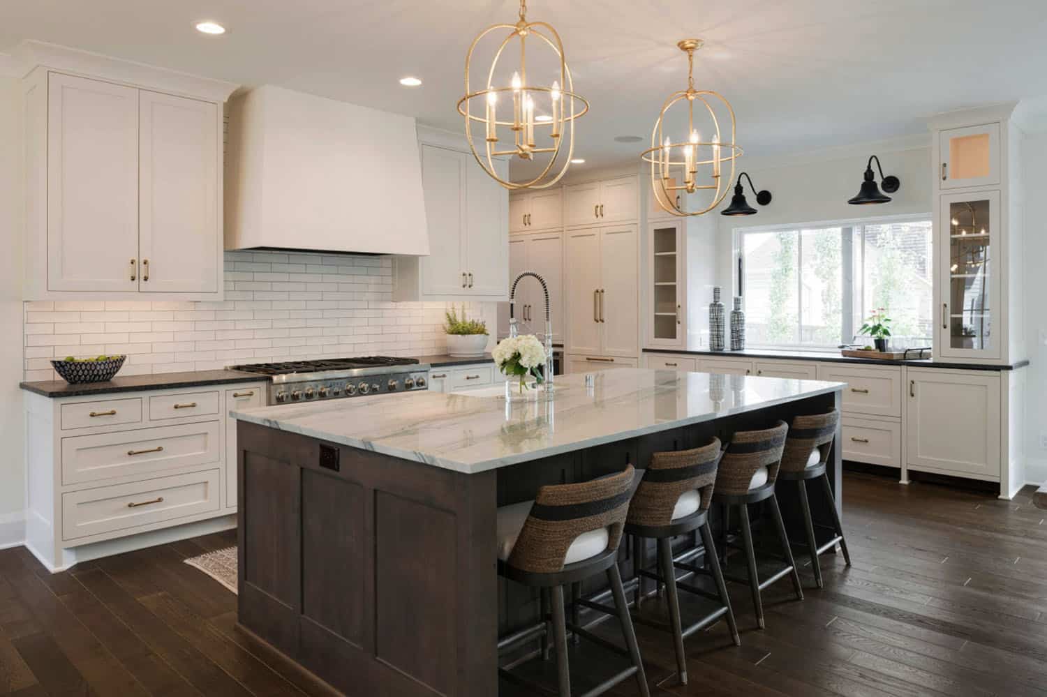 scandinavian-farmhouse-kitchen