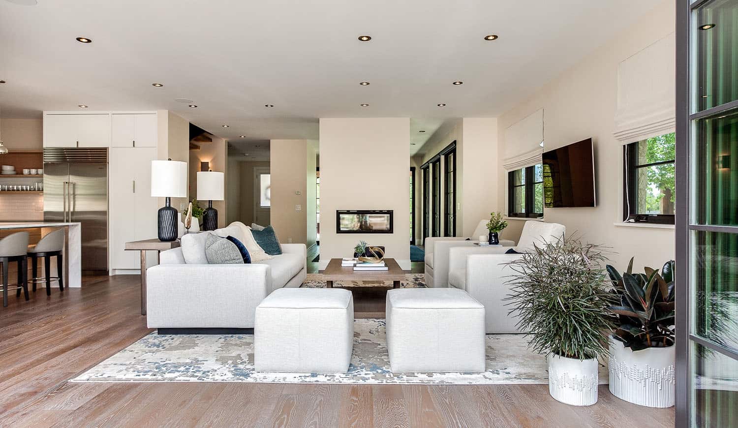 contemporary-living-room