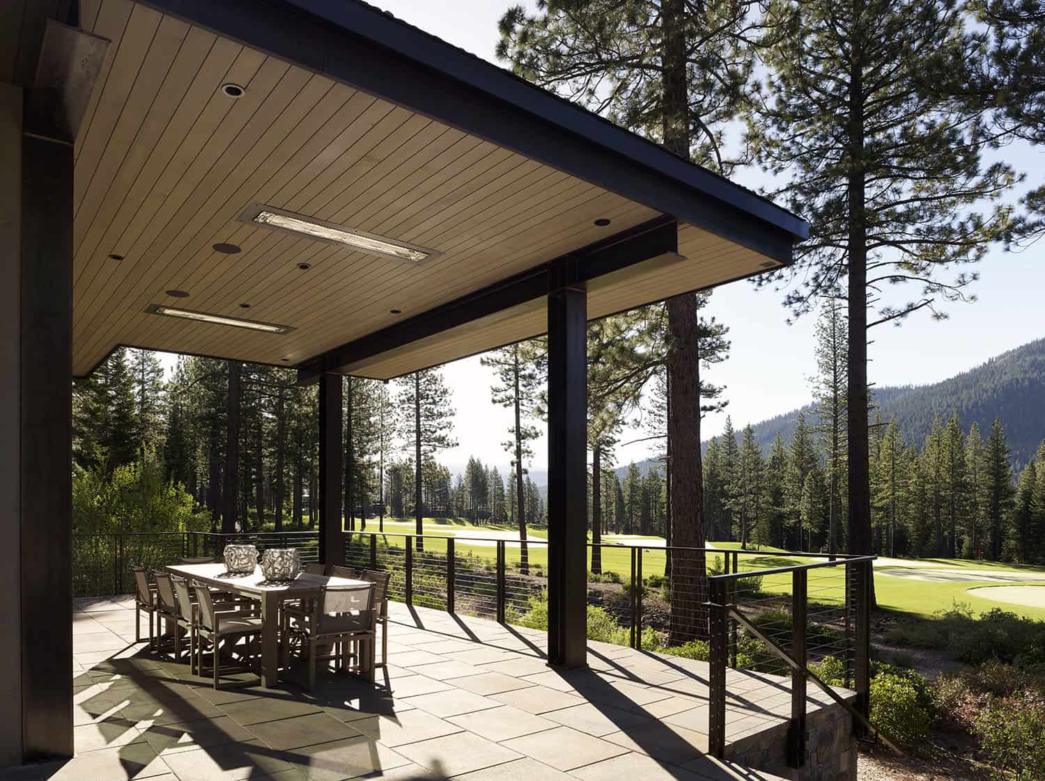 contemporary-mountain-home-patio