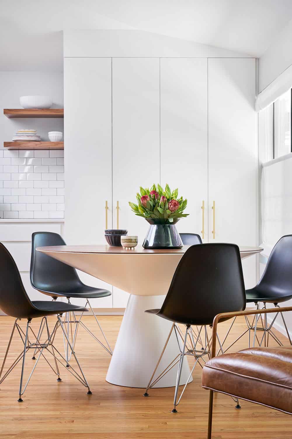 midcentury-modern-dining-room