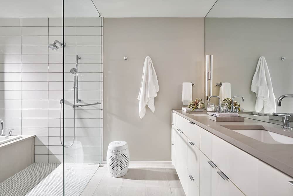 midcentury-modern-bathroom