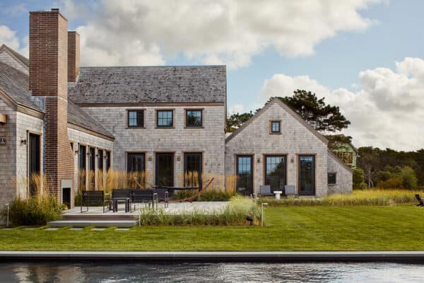 featured posts image for See inside the dreamiest beach house on the island of Nantucket