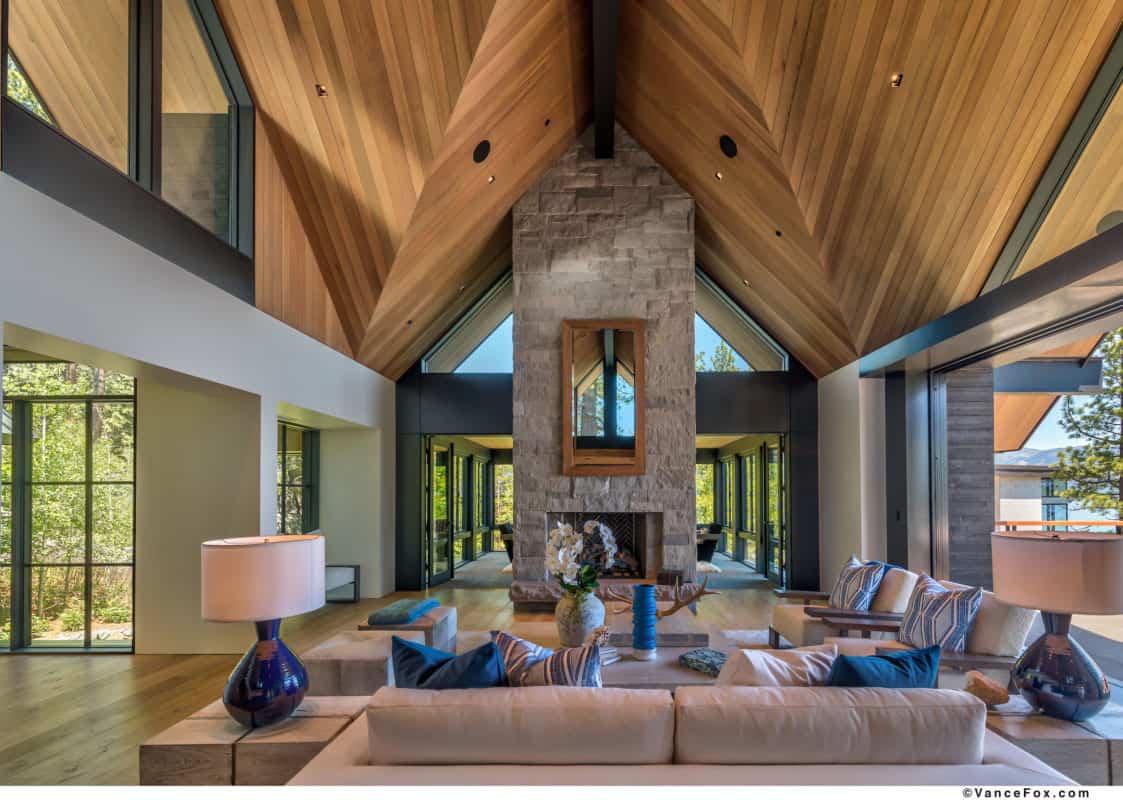 luxury-lakefront-mountain-living-room