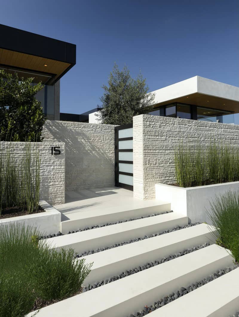modern-beach-house-exterior