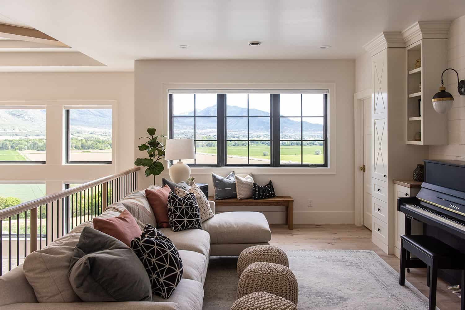 transitional-family-room