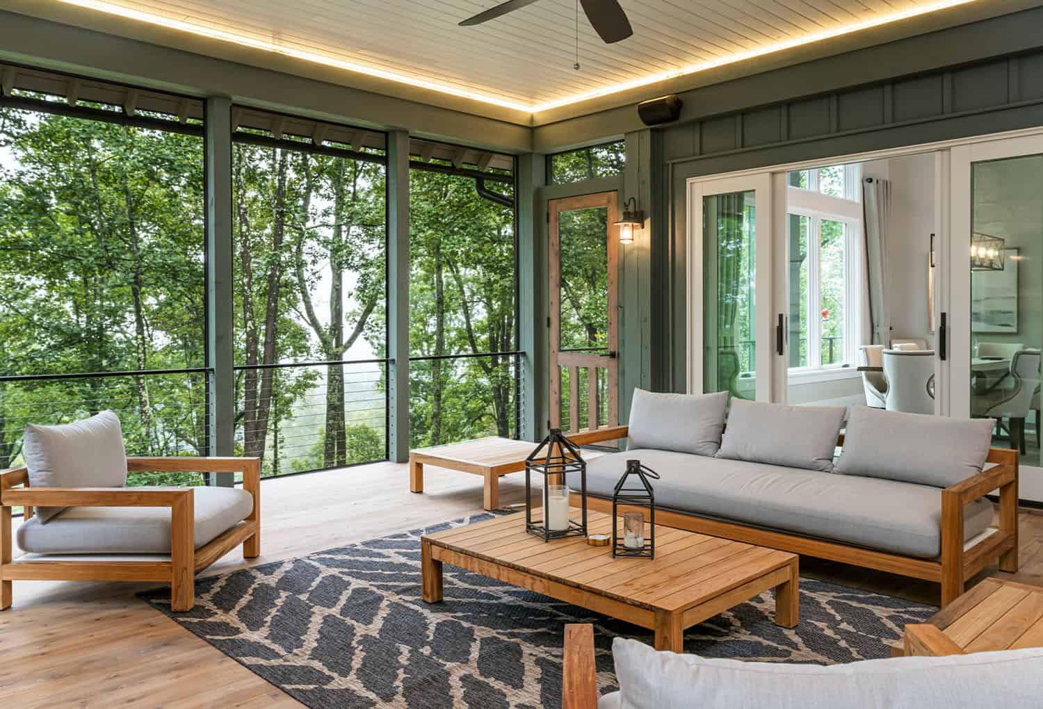 rustic-contemporary-sunroom
