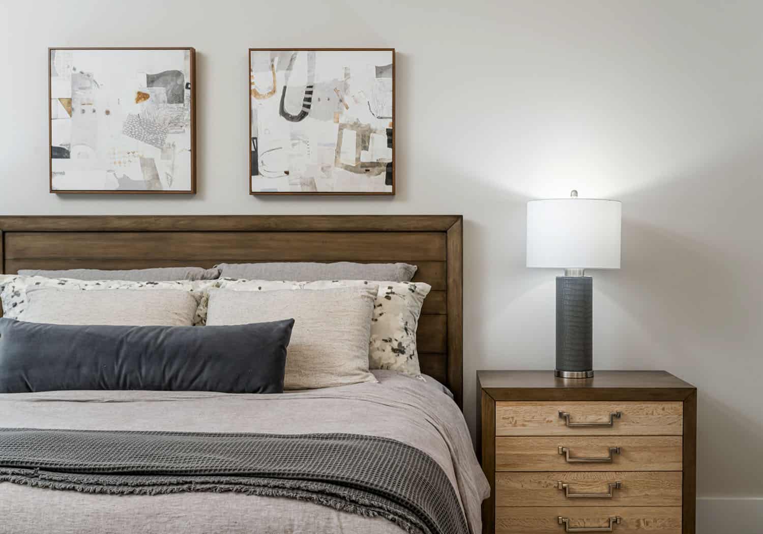 rustic-contemporary-bedroom