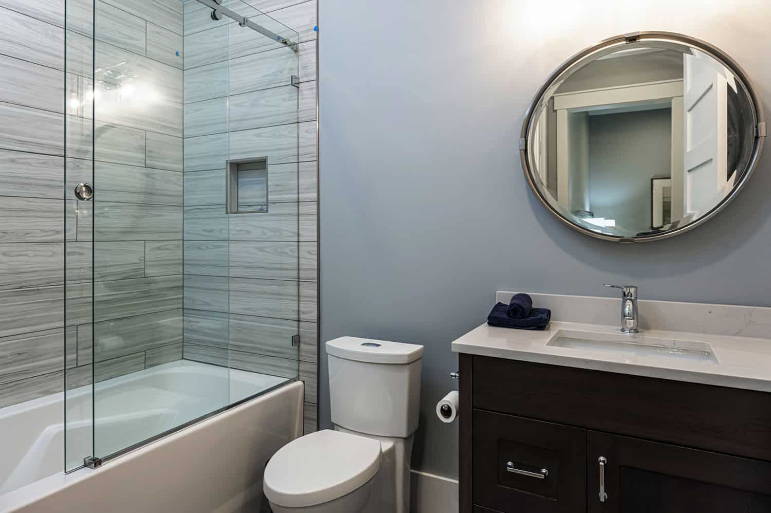 rustic-contemporary-bathroom