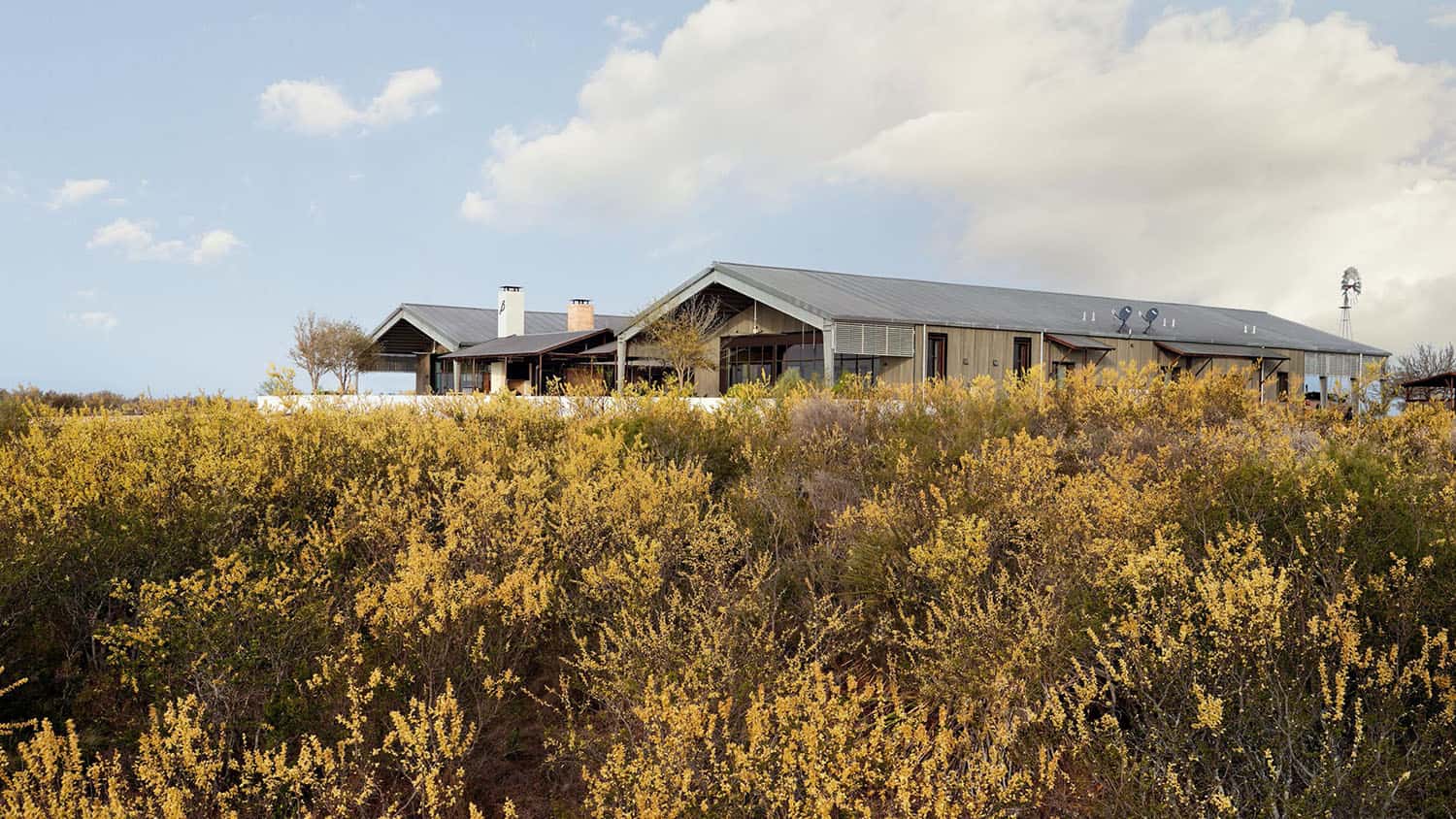 ranch-house-exterior