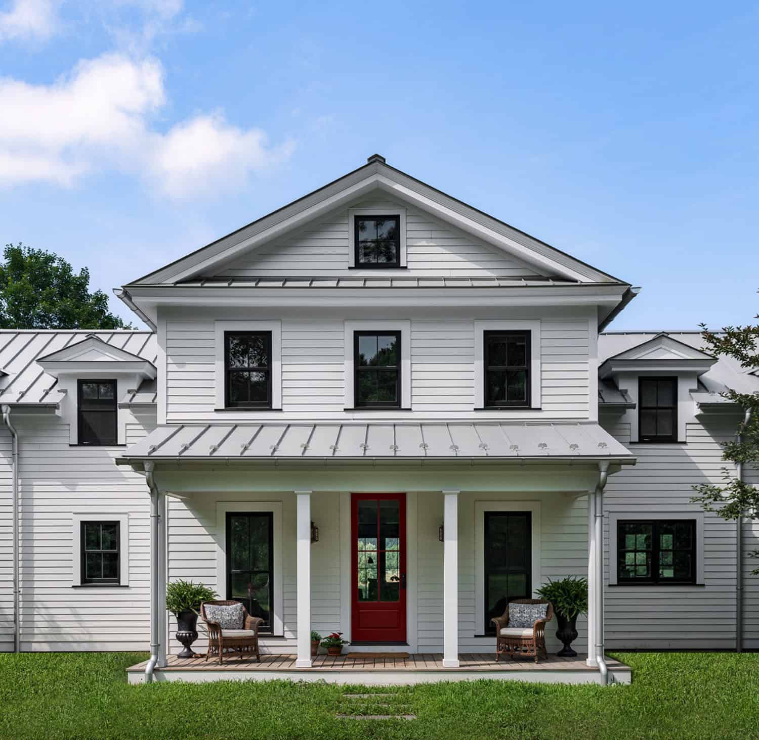 country-home-exterior
