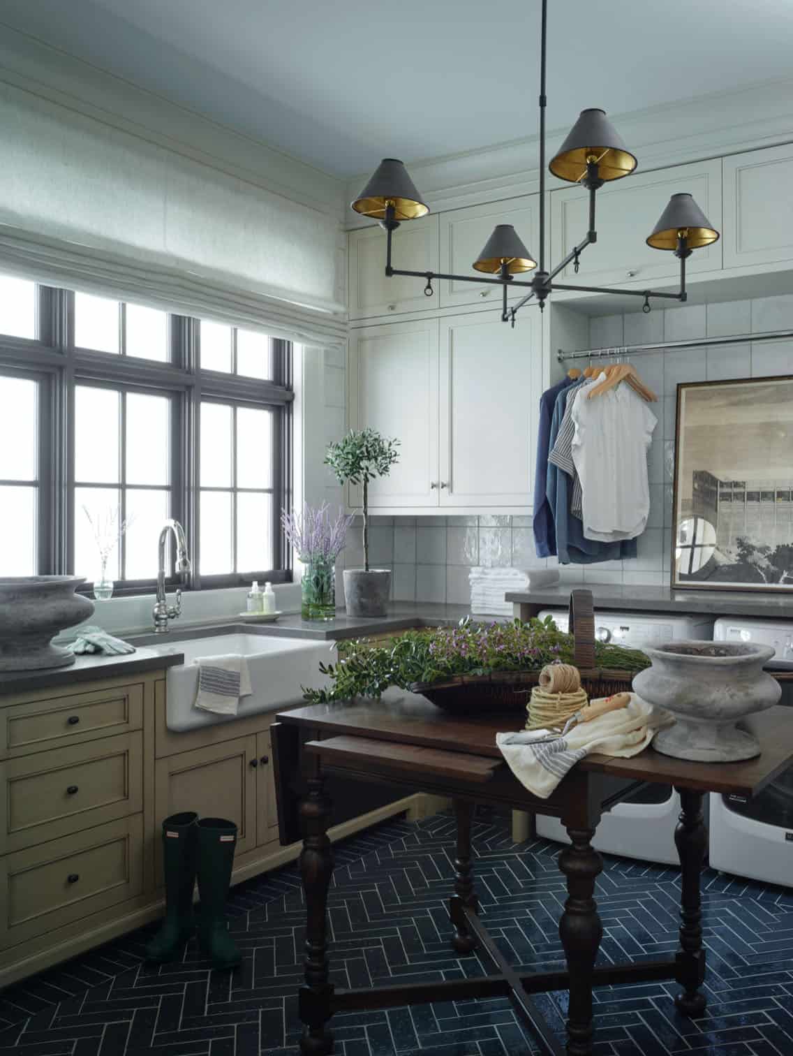 french-country-laundry-room