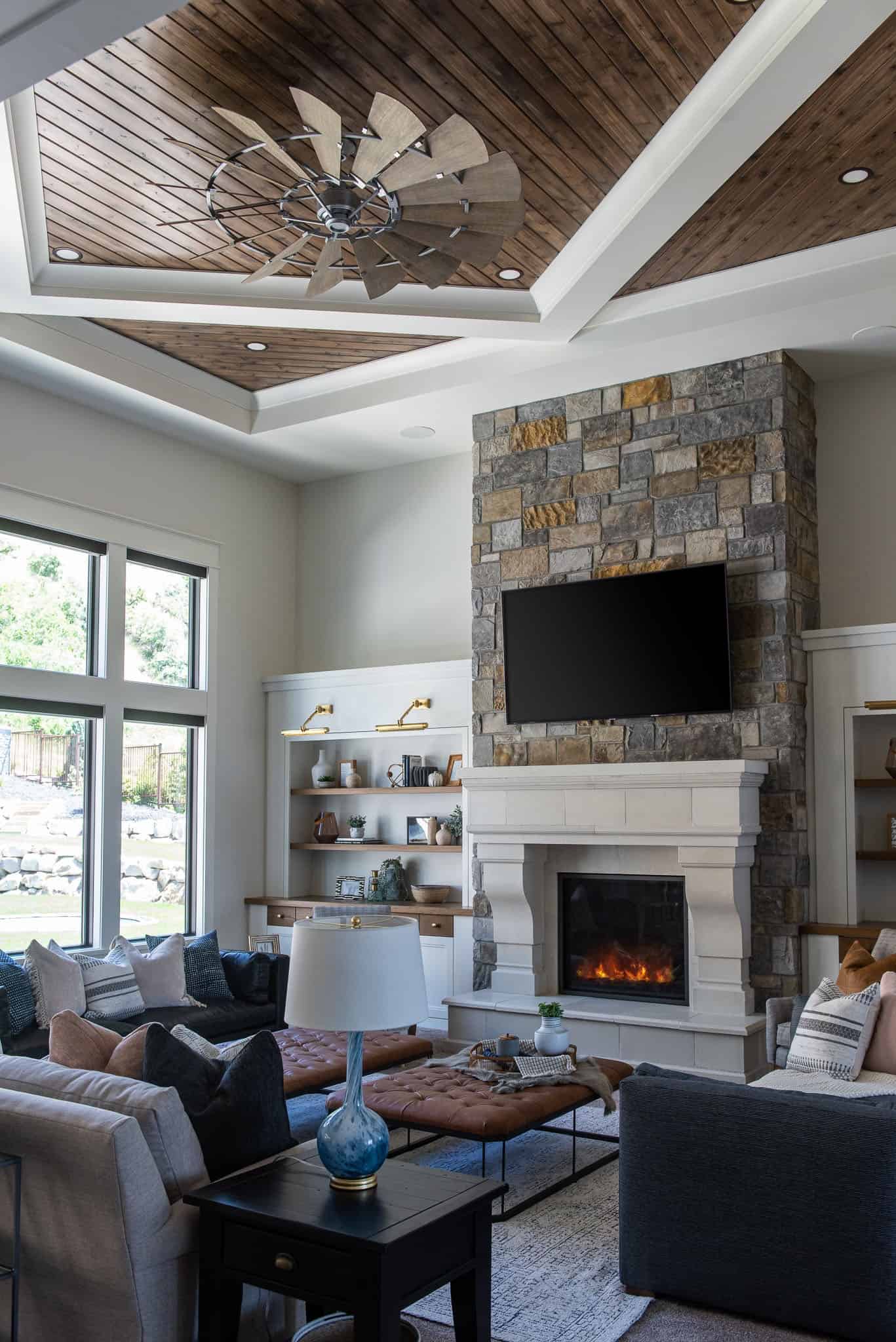 modern-farmhouse-style-living-room