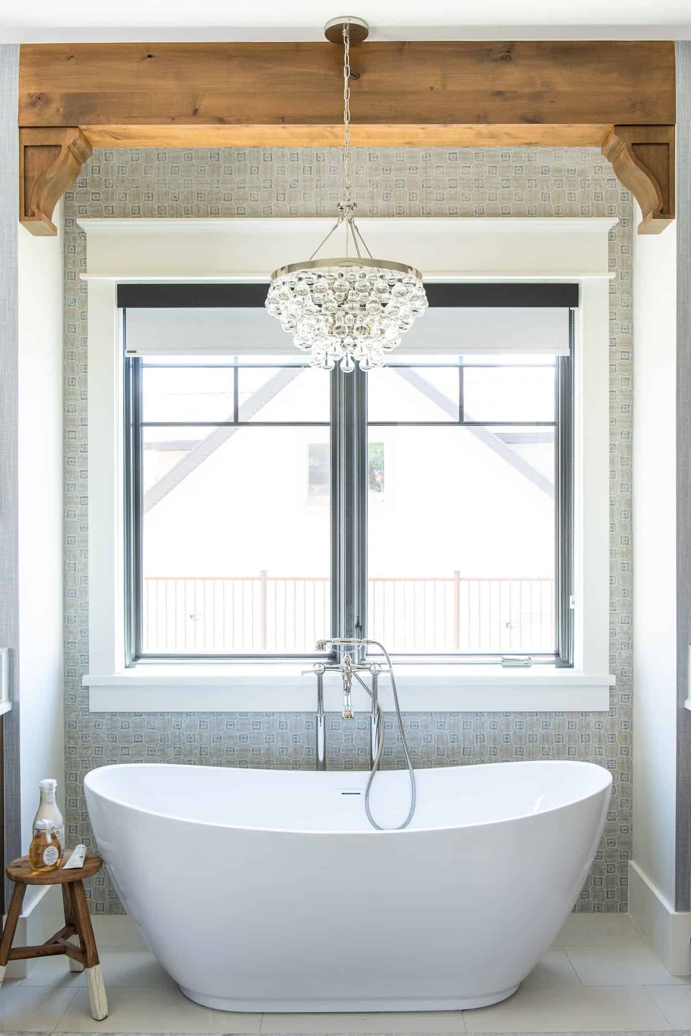 modern-farmhouse-style-bathroom-tub