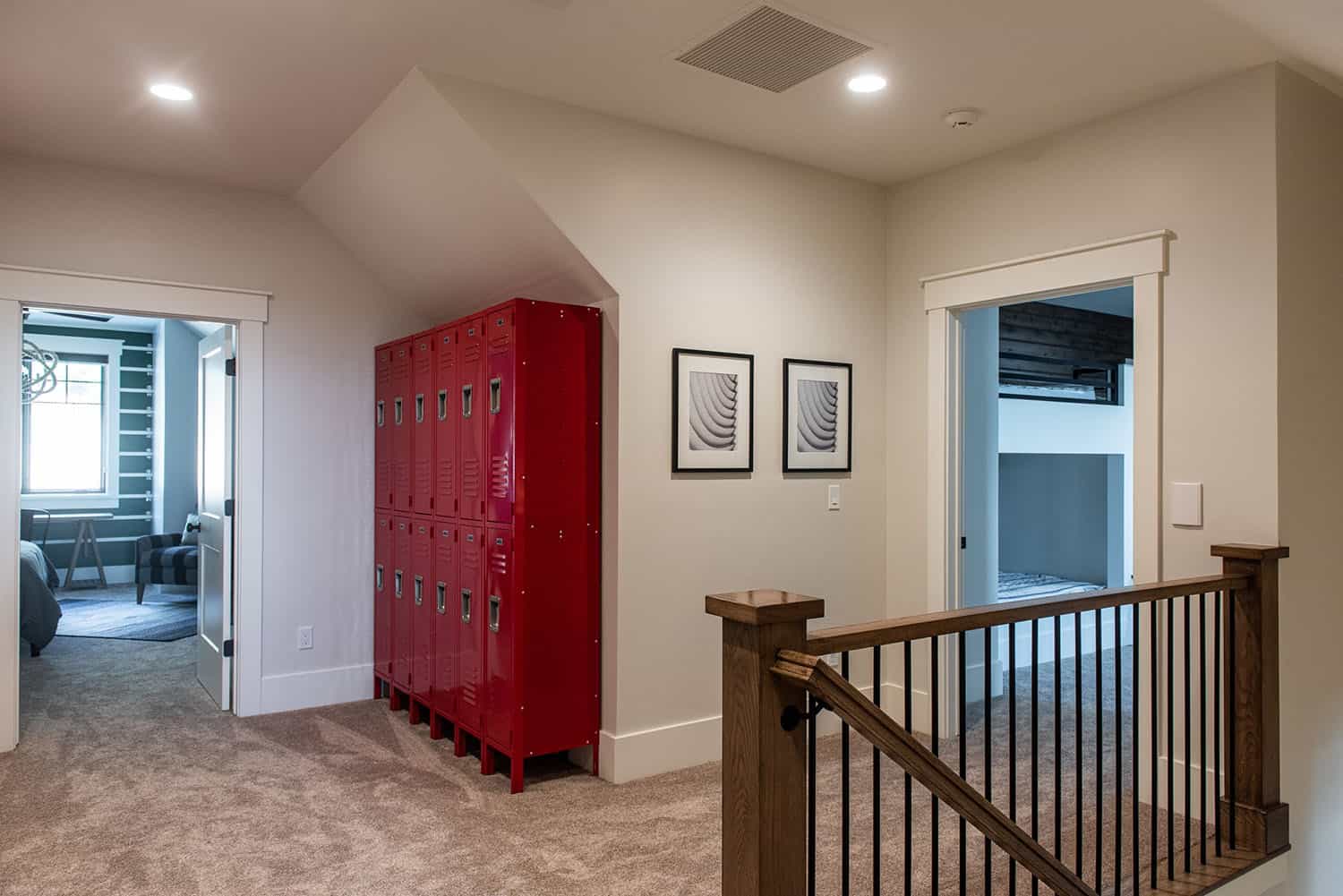 modern-farmhouse-style-hall