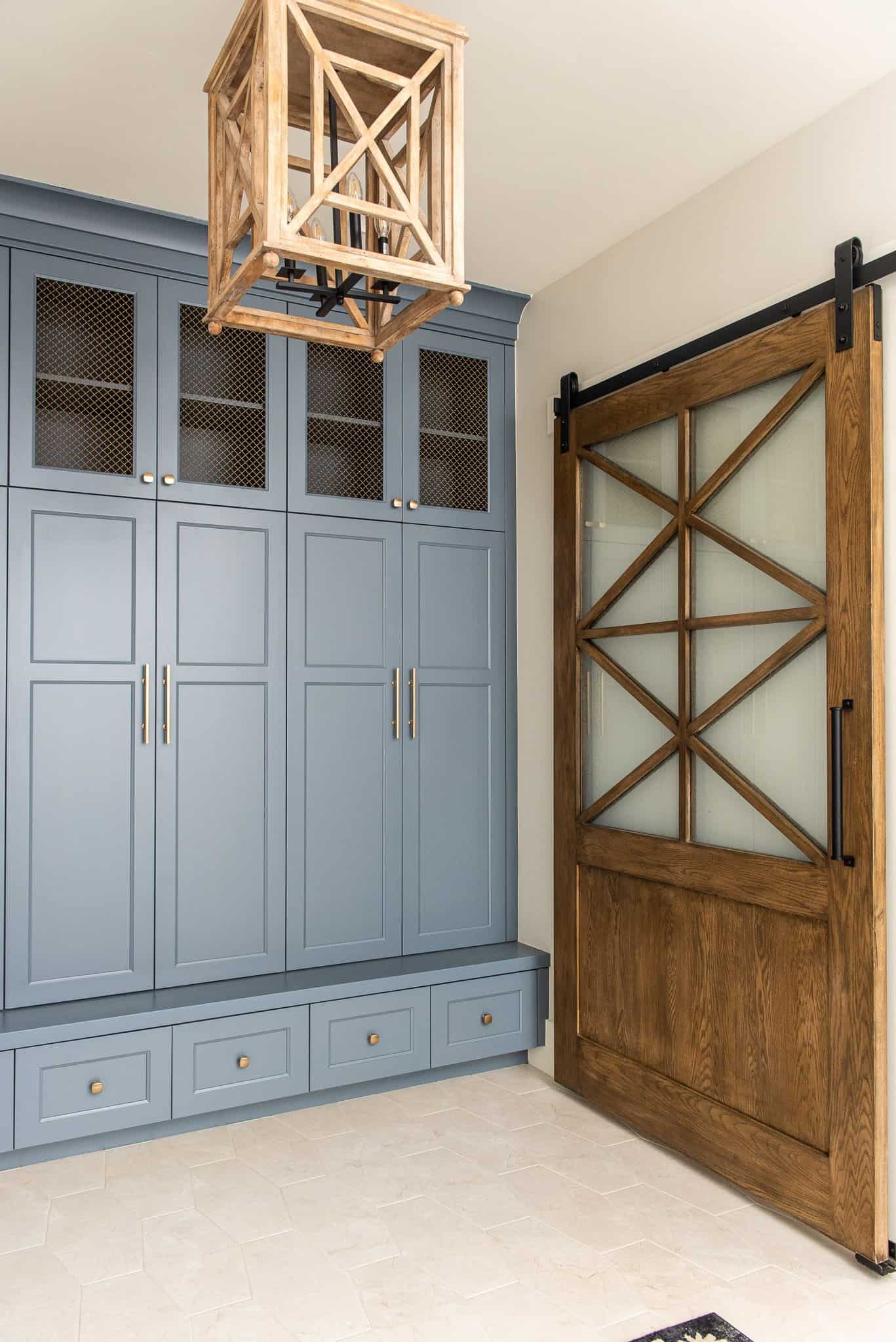 modern-farmhouse-style-lockers