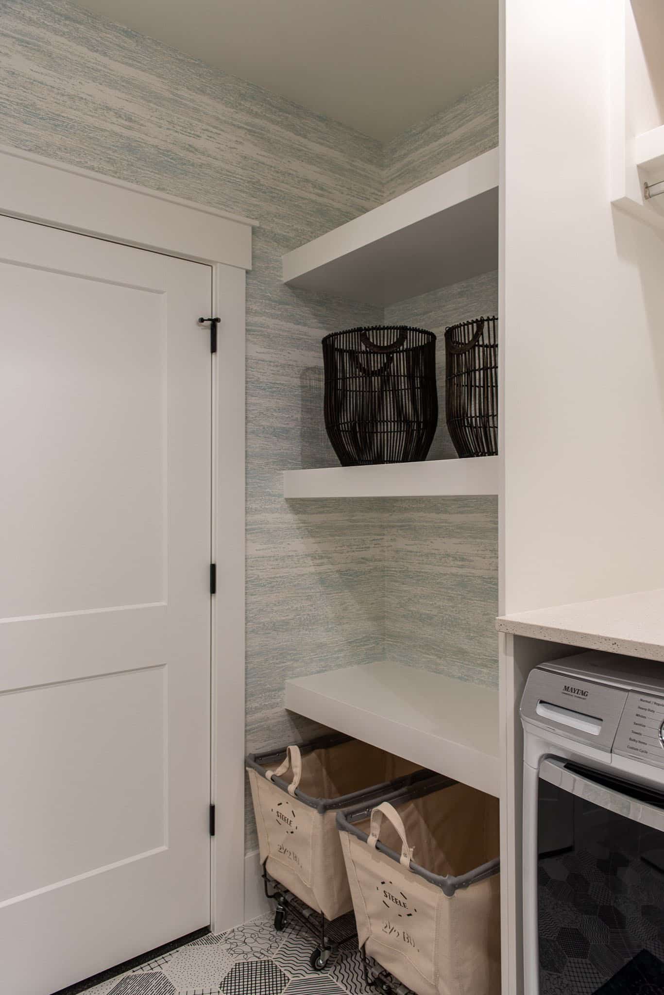 modern-farmhouse-style-laundry-room