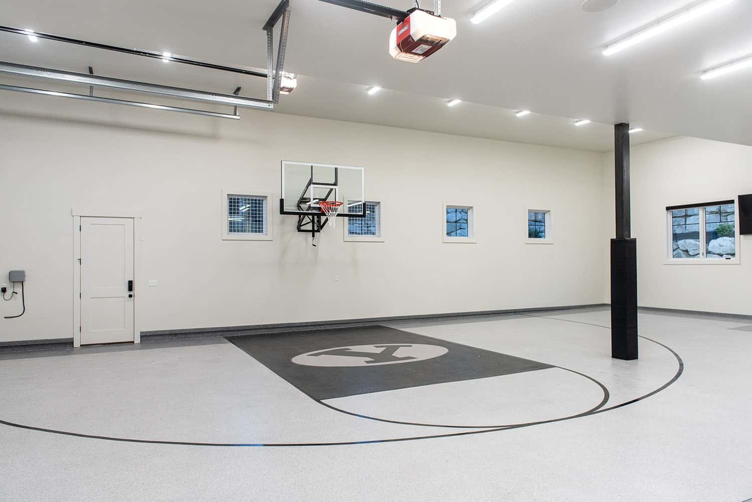 modern-farmhouse-style-garage-basket-ball-court