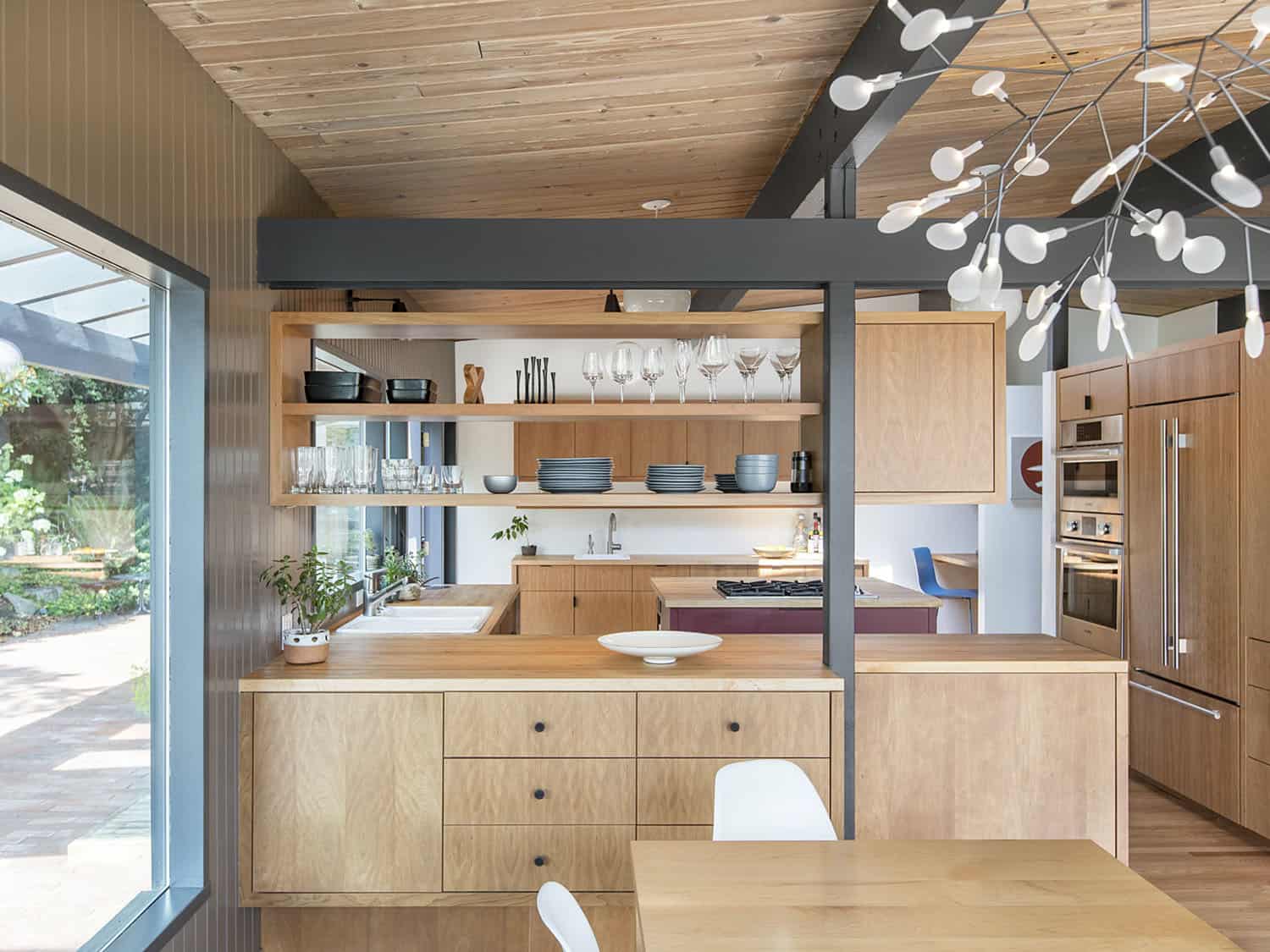 midcentury-modern-kitchen