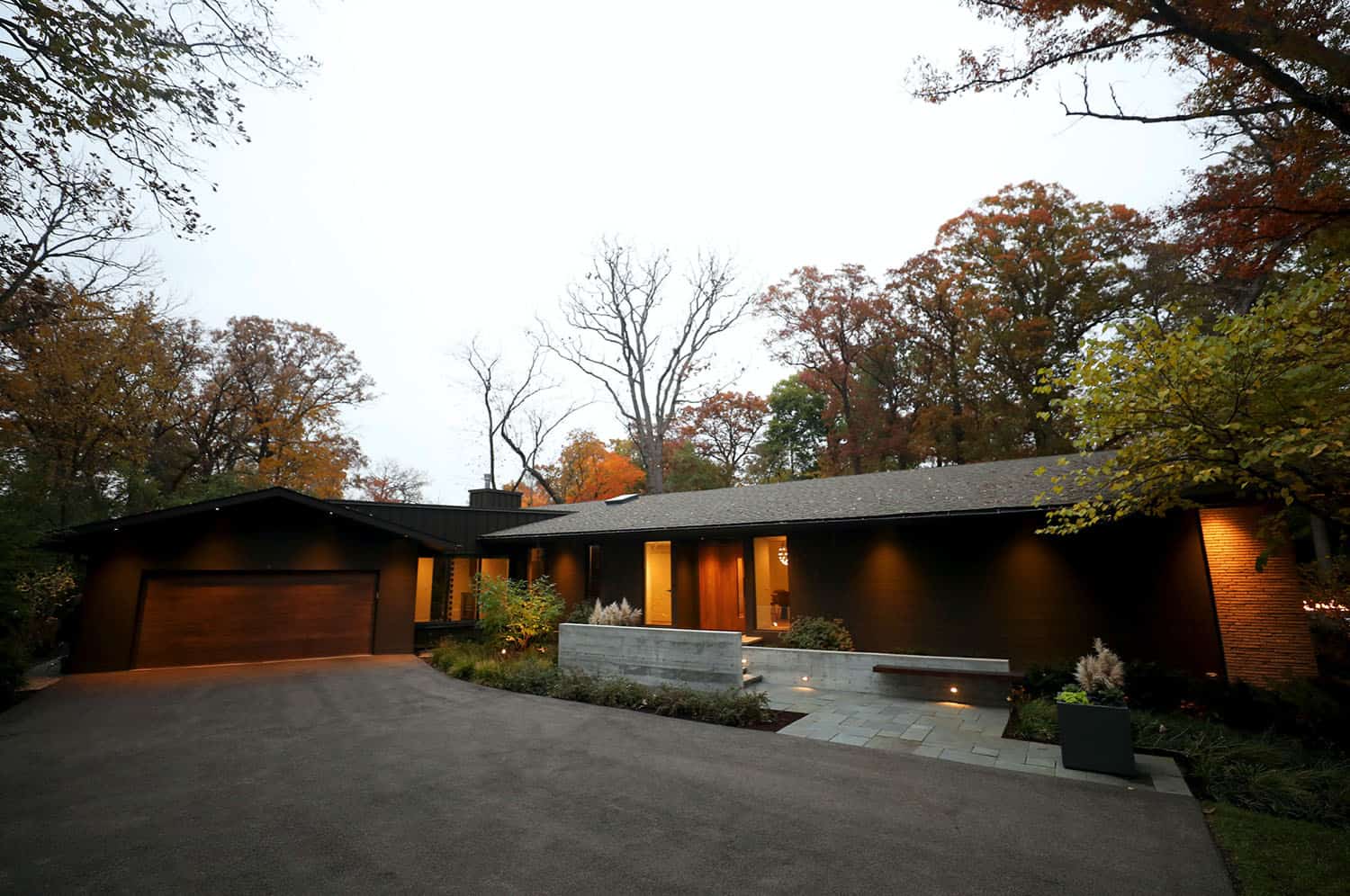 midcentury-modern-exterior