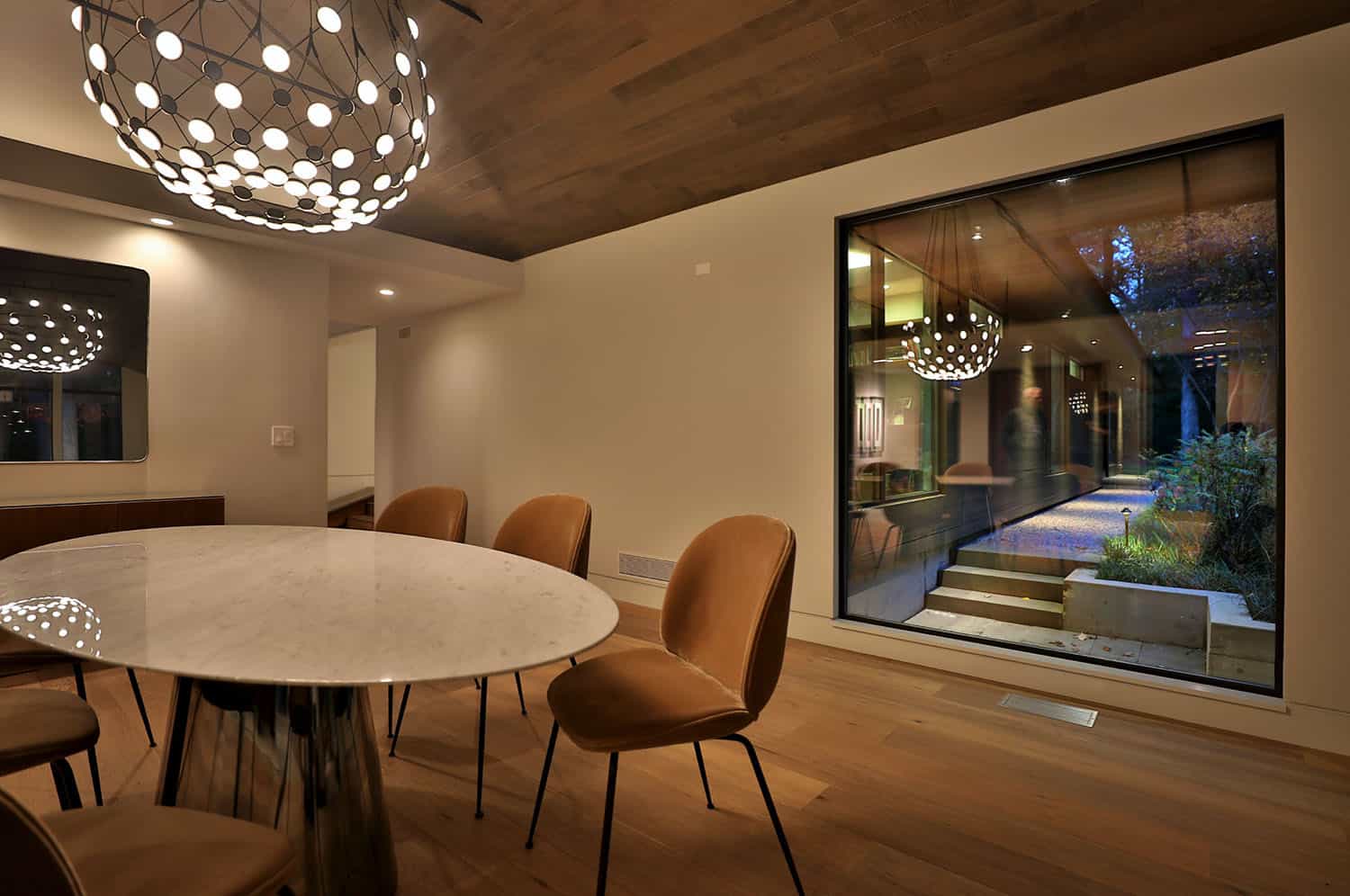 midcentury-dining-room