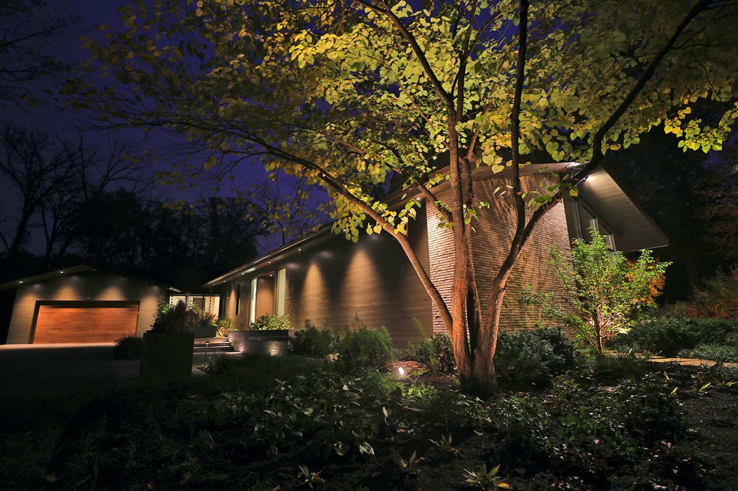midcentury-modern-exterior