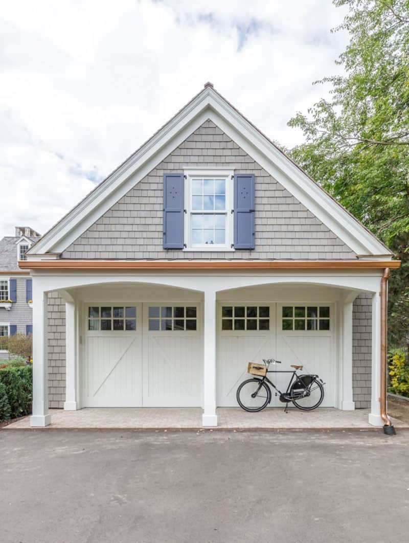 shingle-colonial-style-garage