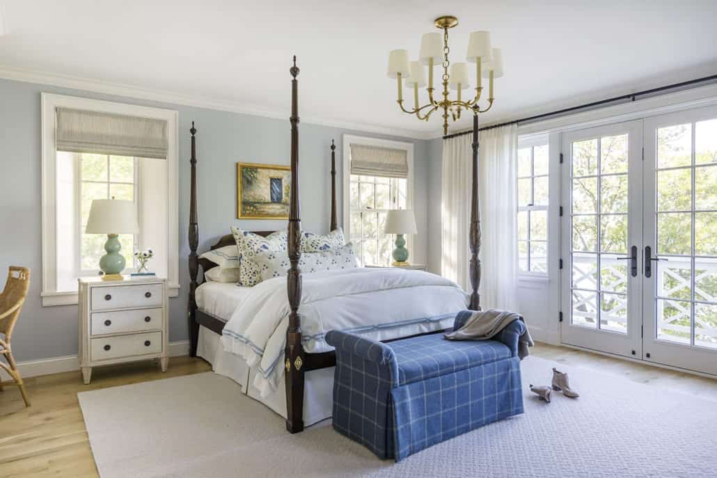 colonial-style-bedroom