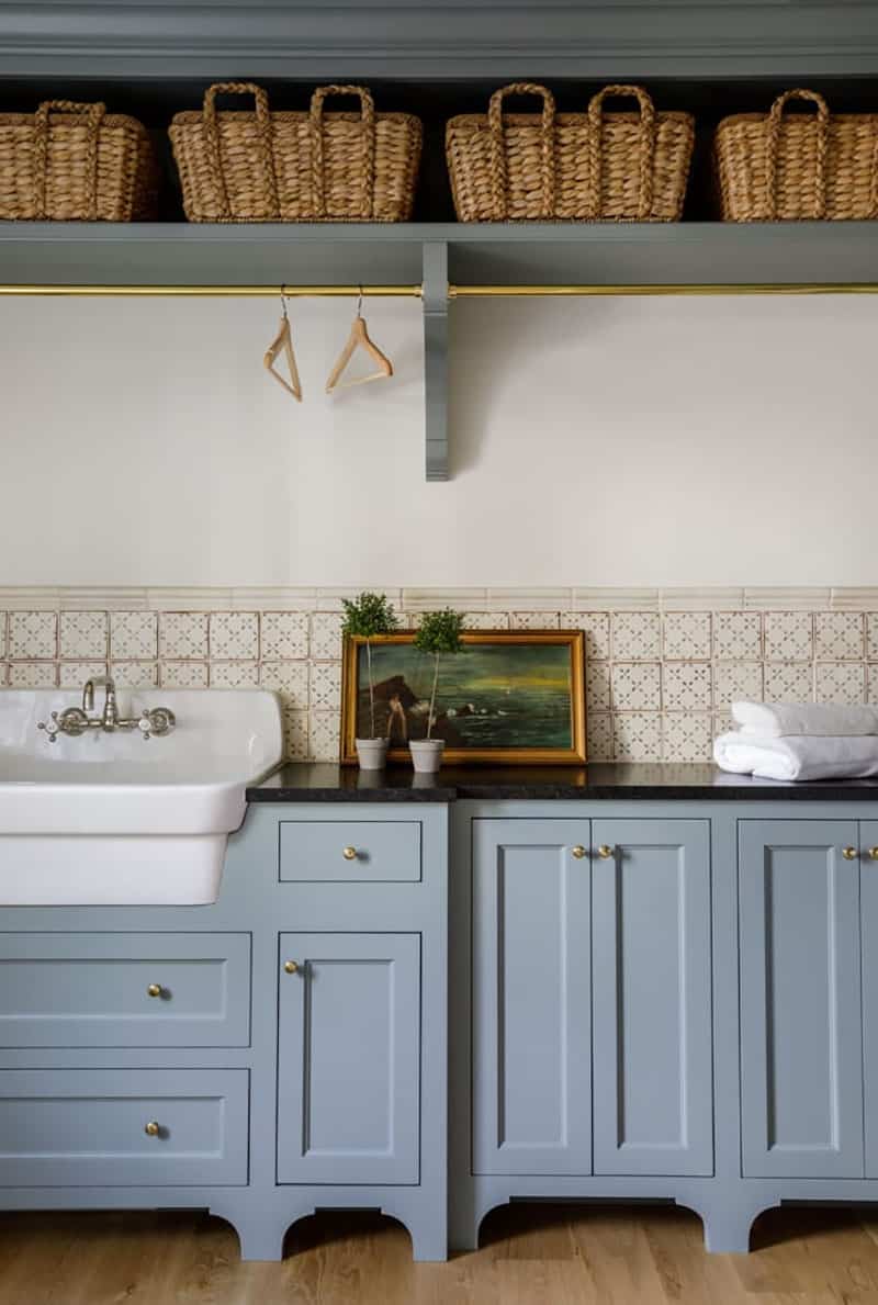 colonial-style-laundry-room