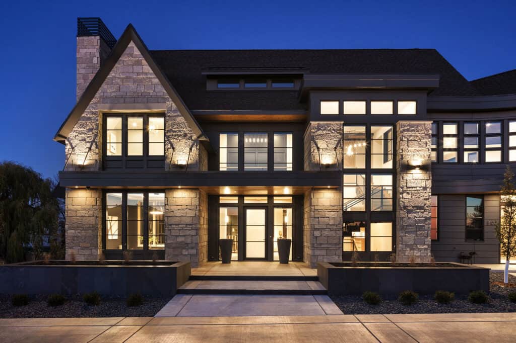 Extraordinary transitional home boasts timeless appeal in South Dakota
