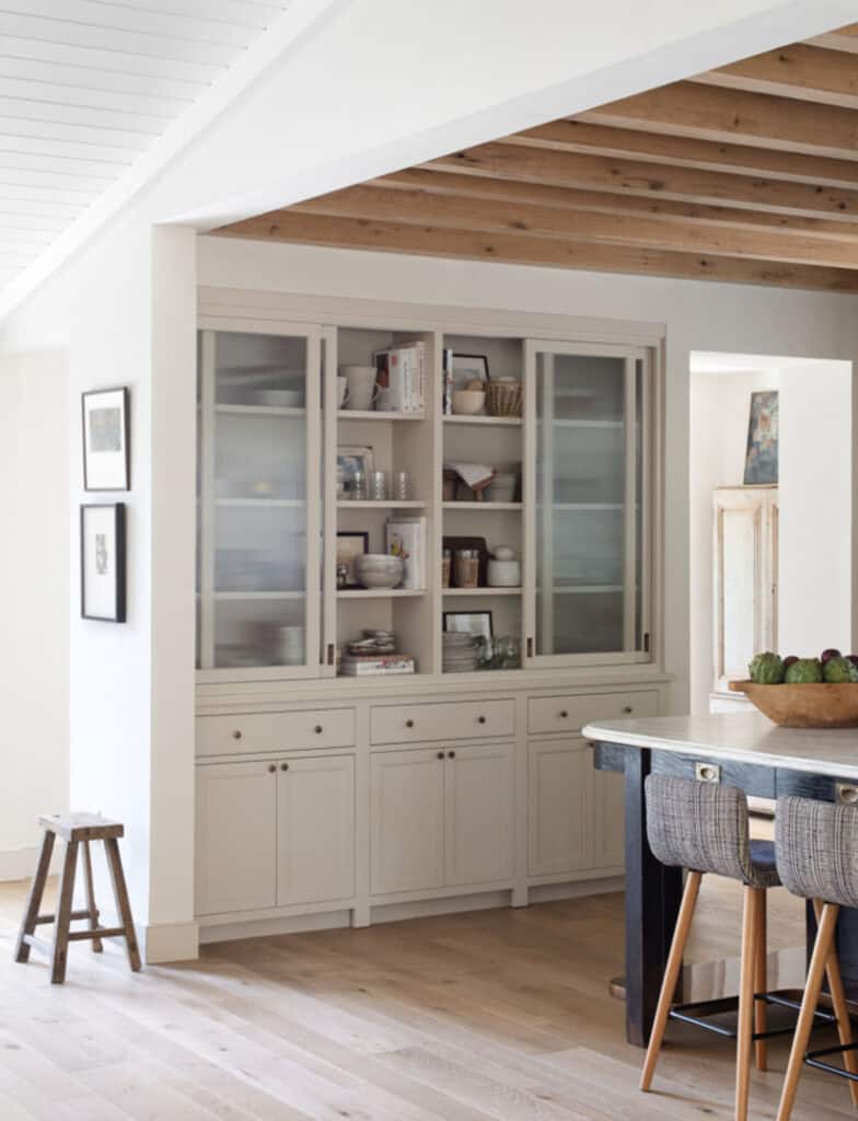 West Coast style meets modern farmhouse in this unforgettable LA home