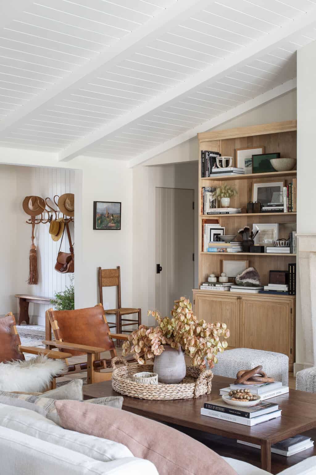 West Coast style meets modern farmhouse in this unforgettable LA home