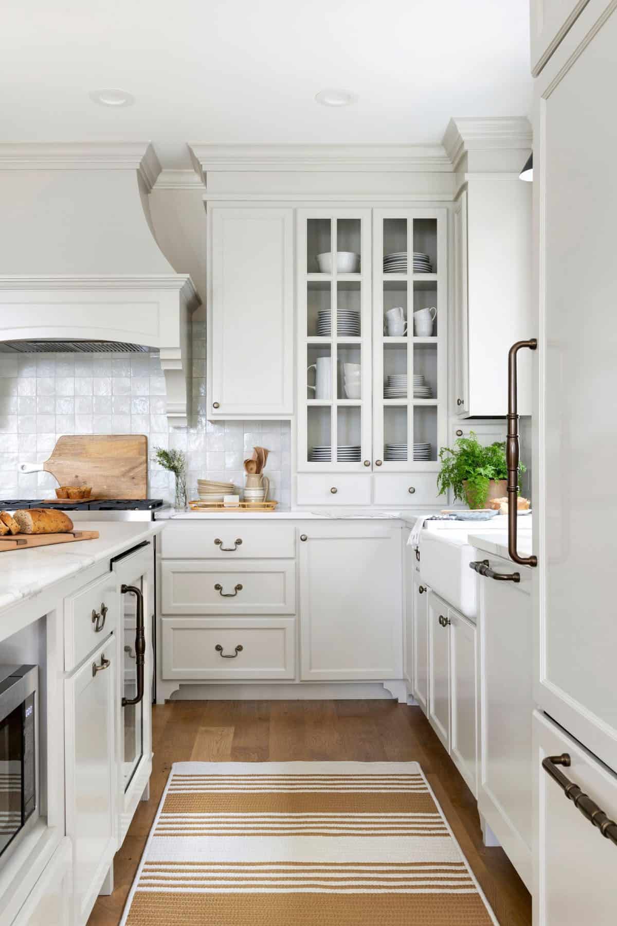lake-house-kitchen